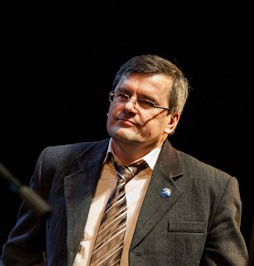 Старший аналитик NASA Николай Горькавый ответил на вопросы о челябинском болиде.