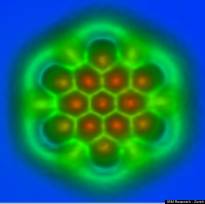 В новый микроскоп IBM видны межатомные связи в молекуле. Научно-исследовательское подразделение IBM Research в Цюрихе опубликовало картинки, которые удалось сгенерировать с помощью сканирующего атомно-силового микроскопа (АСМ). На изображениях можно различить отдельные атомы углерода в шарообразной молекуле C60. Видны даже химические связи между атомами, то есть перекрывающиеся электронные облака («размазанные» электроны, в терминологии Шрёдингера). Подробнее в комментариях.