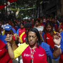 Венесуэла. Молитвы за жизнь и здоровье Уго Чавеса. Остальное см. по ссылке «источник».