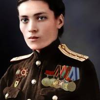 Капитан медицинской службы Советской армии. Фото 1945 года.