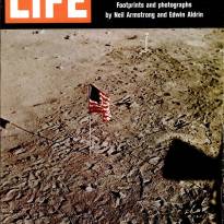 «На Луне». 8 августа 1969 г. Большая космическая гонка глазами американцев.