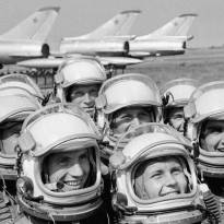 Военные летчики на аэродроме, 1970 г.