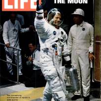 «Отправляясь на Луну». 25 июля 1969 г. Большая космическая гонка глазами американцев.