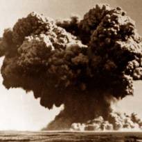 Первое испытание британской атомной бомбы, известное как «Операция Ураган» от 3 октября 1952 года.