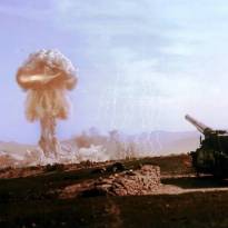 Grable — это первый в истории выстрел ядерным артиллерийским снарядом.  Невада, 1953 г.